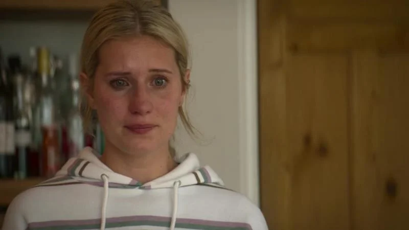 Кадры из сериала Незнакомец (2020)